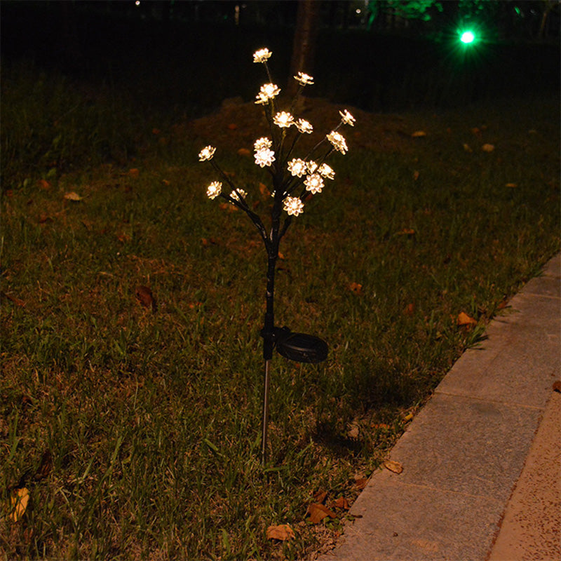 Moderne Art Deco Kirschblüte Lotus Kunststoff LED Outdoor Erdstecker Licht für Garten | Karnz