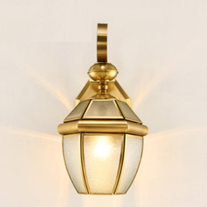 Zeitgenössische skandinavische sechseckige runde quadratische Glas Messing 1/3 Licht Wand-Sconce Lampe für Garten | Karnz
