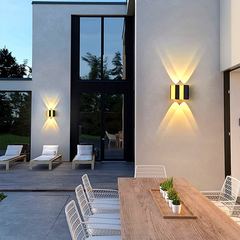 Moderne Einfachheit Wasserdichte Aluminium Rechteckige Gebogene Auf- und Abwärts LED Wandlampe Für Outdoor Patio | Karnz