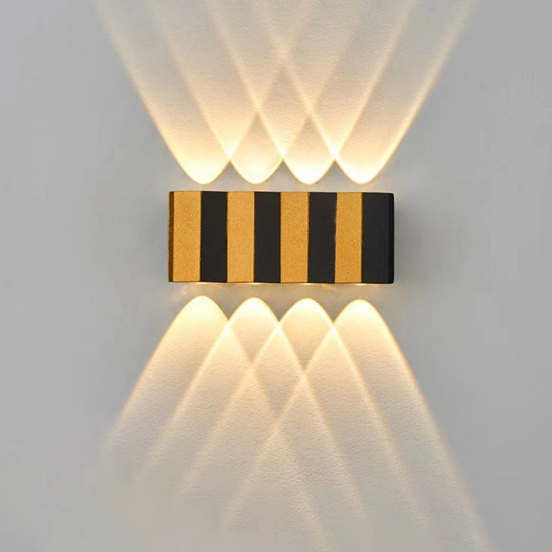 Moderne Einfachheit Wasserdichte Aluminium Rechteckige Gebogene Auf- und Abwärts LED Wandlampe Für Outdoor Patio | Karnz