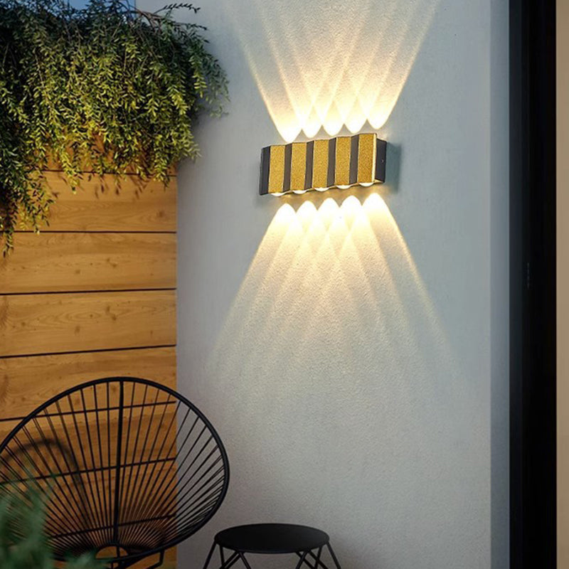 Moderne Einfachheit Wasserdichte Aluminium Rechteckige Gebogene Auf- und Abwärts LED Wandlampe Für Outdoor Patio | Karnz
