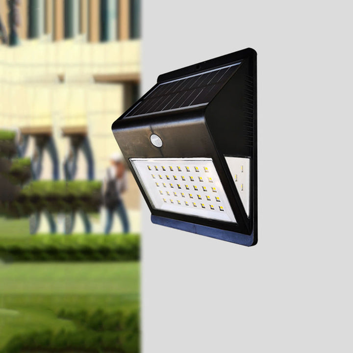 Moderne Einfachheit Solar wasserdichtes Triangle ABS PC Menschensensor LED Wandleuchte Lampe Außenlicht für Außenpatio | Karnz