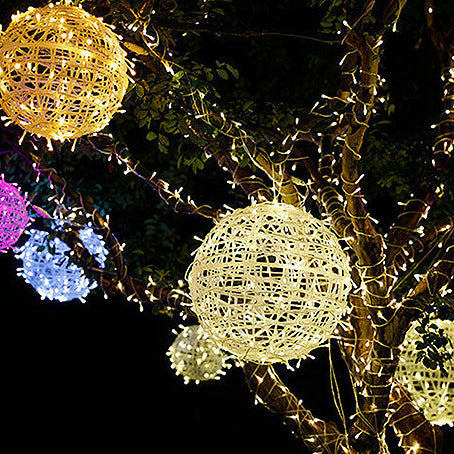 Moderne Art Deco Solar Wasserdicht Weben Ball Hängend PVC Kunststoff LED Außenlicht Landschaft Beleuchtung Für Garten | Karnz
