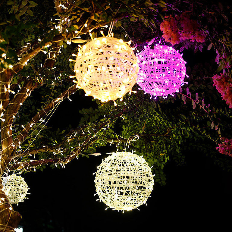 Moderne Art Deco Solar Wasserdicht Weben Ball Hängend PVC Kunststoff LED Außenlicht Landschaft Beleuchtung Für Garten | Karnz