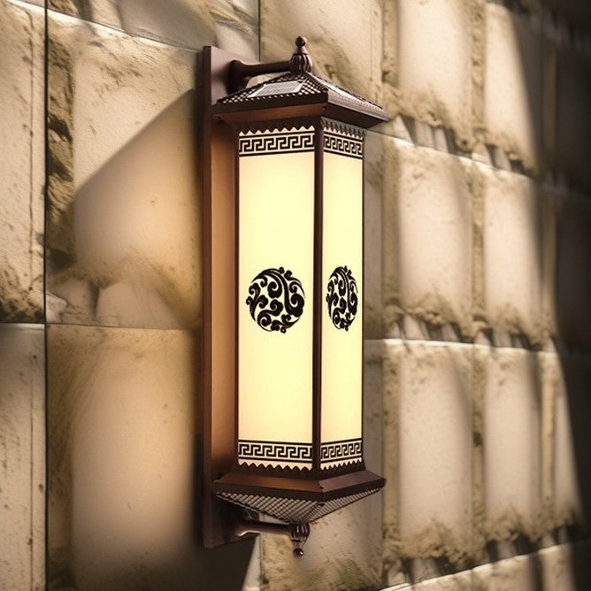 Traditionelle chinesische Solar wasserdichte ABS Aluminium Glas rechteckige Glücks-Reichtum-Muster LED Wandleuchte Lampe für Außenpatio | Karnz
