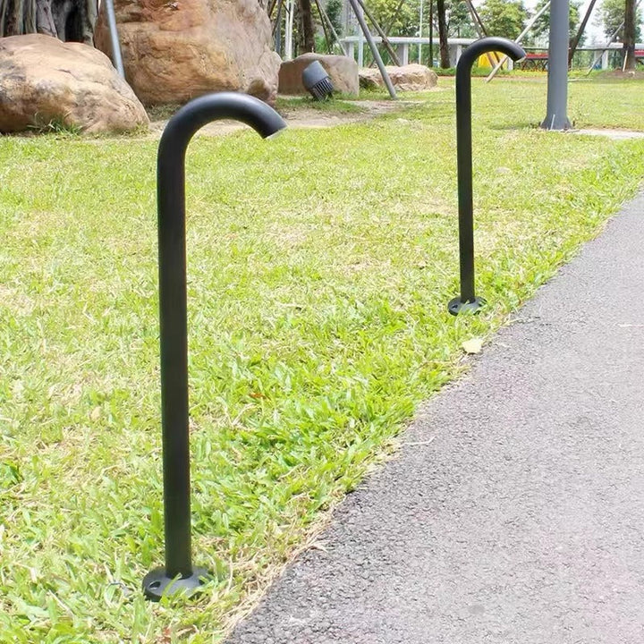 Zeitgenössische industrielle wasserdichte Aluminiumverstärkte Glas gebogene Röhren LED Außenleuchte Landschaftsbeleuchtung für Garten | Karnz