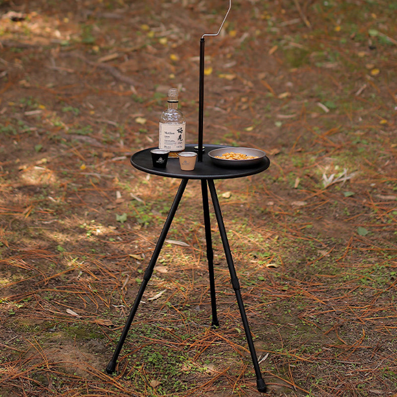 Moderne Einfachheit Aluminiumlegierung ABS Rund Faltbarer Outdoor Kaffeetisch 1-Tablett Taschenlampenhalter für draußen | Karnz