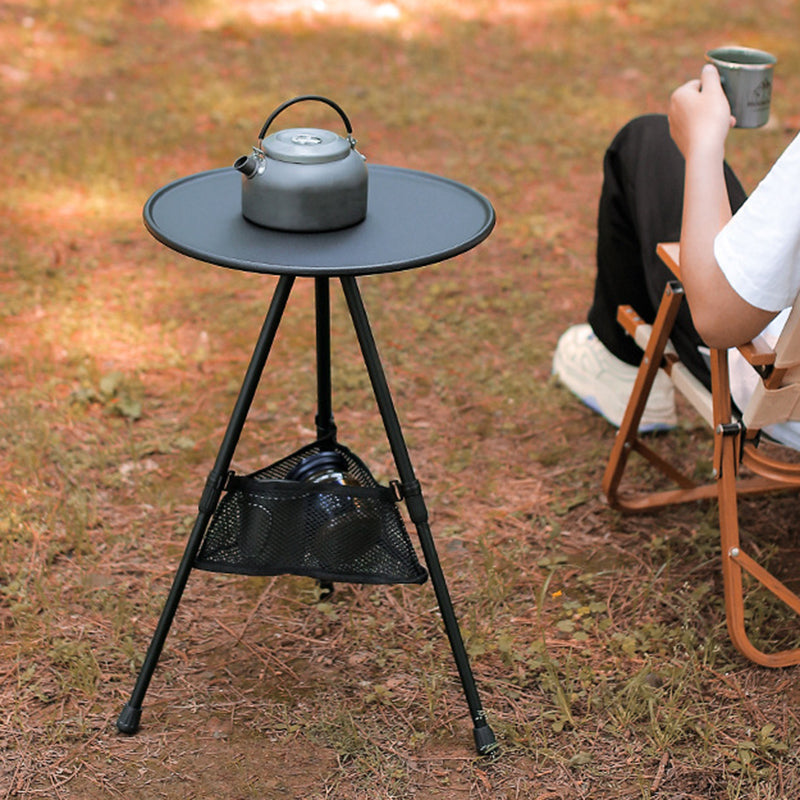 Moderne Einfachheit Aluminiumlegierung ABS Rund Faltbarer Outdoor Kaffeetisch 1-Tablett Taschenlampenhalter für draußen | Karnz