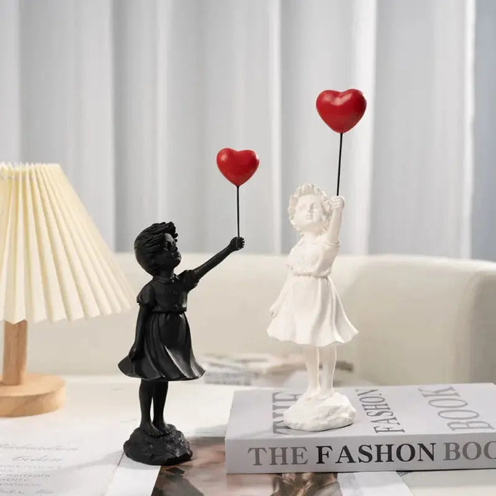 Banksy-Statue „Fliegendes Ballonmädchen“