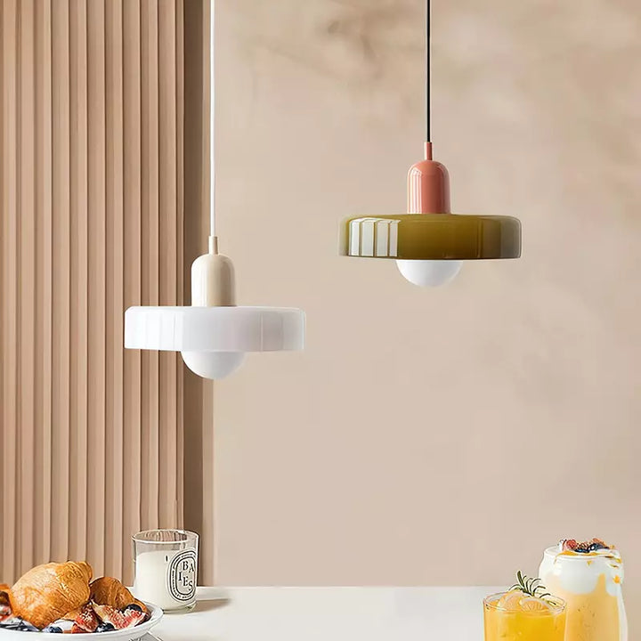 Farbige Glas Pendelleuchte - BauLume | Karnz