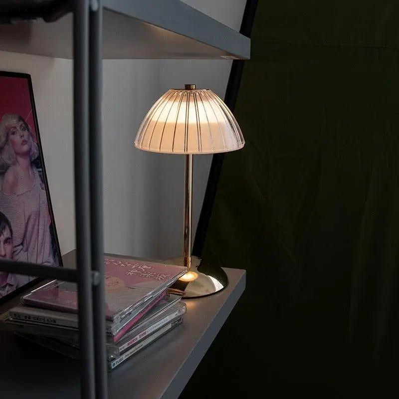 Beacon - LED Kristall Nachttischlampe ohne Kabel | Karnz