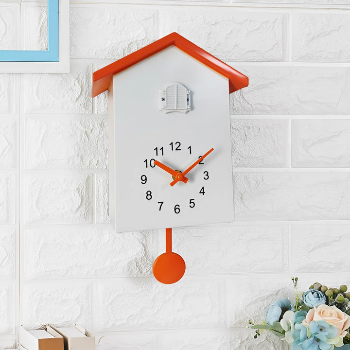 Moderne Kuckuck Quartz Wanduhr mit minimalistisches Design | Karnz