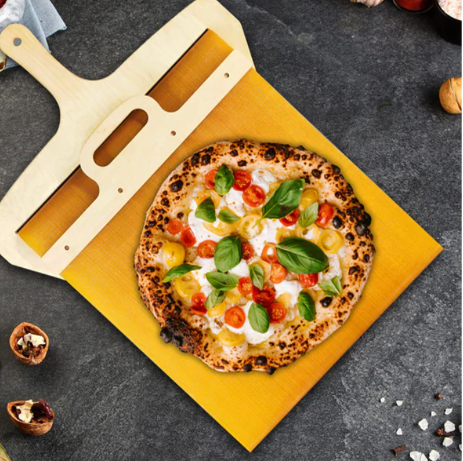 Sandsberg | Gleitender Pizzaschieber | Leichtes Aufnehmen mit Antihaft-Oberfläche | Holz