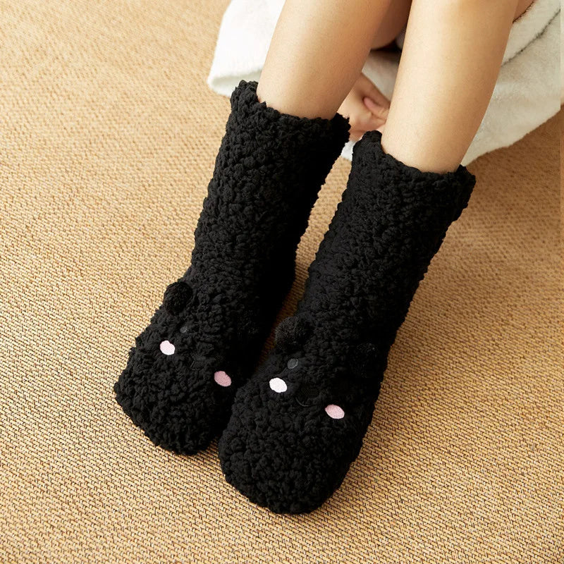 Warme, flauschige Bärensocken | Karnz