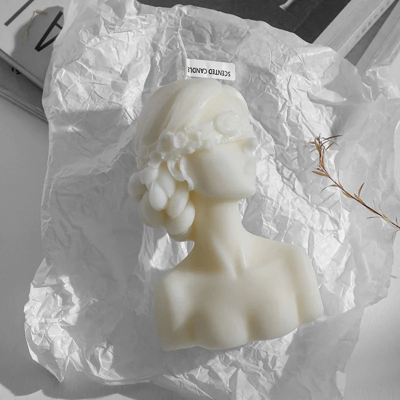 Blindfolded Girl Duftkerzen Karnz