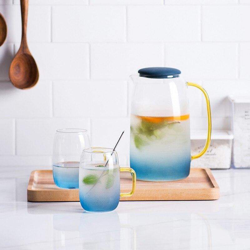Blaues Glas Krug mit passendem Trinkglas Karnz