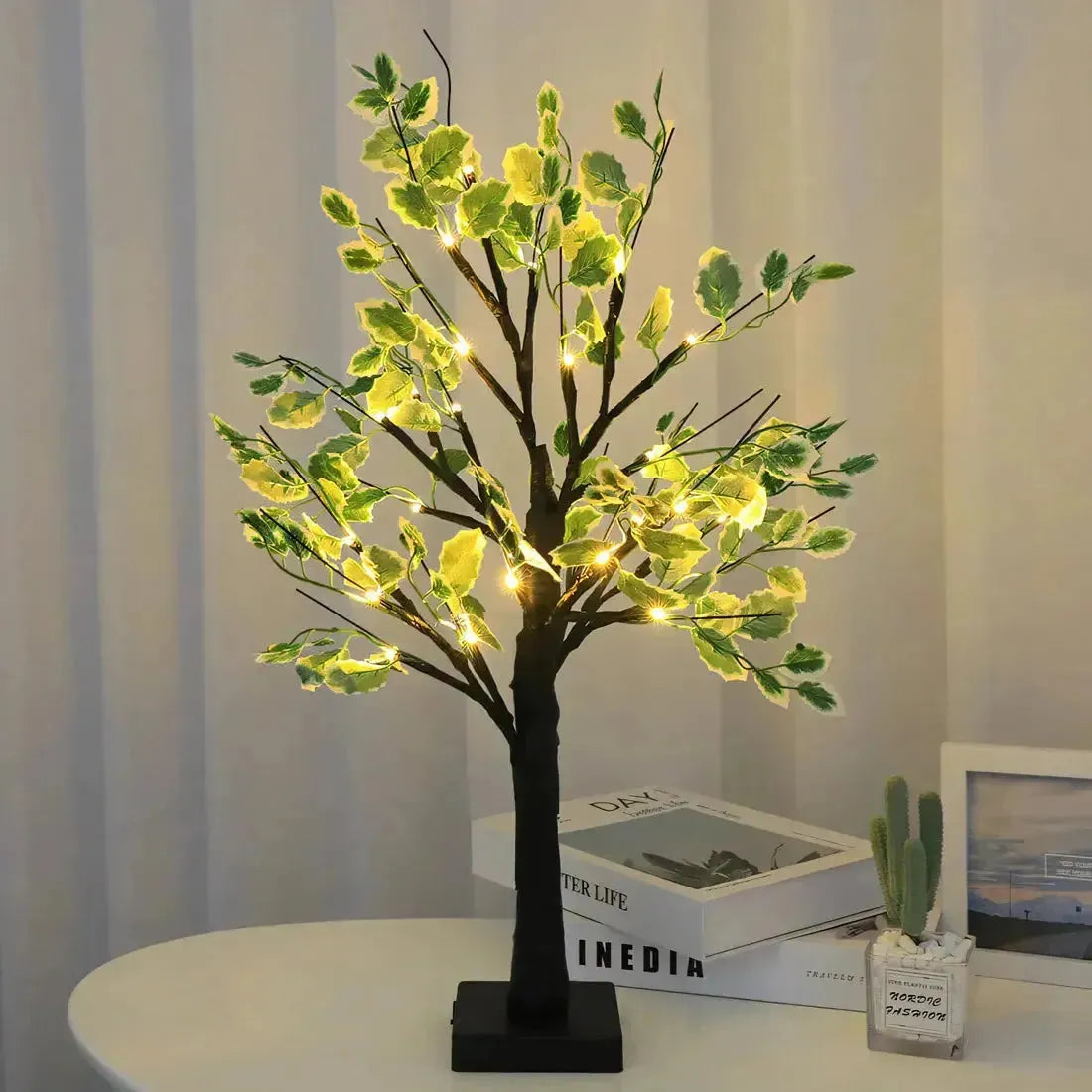BrightTree Lampe - Leuchtender Baum Wohnkultur LED-Lichter | Karnz