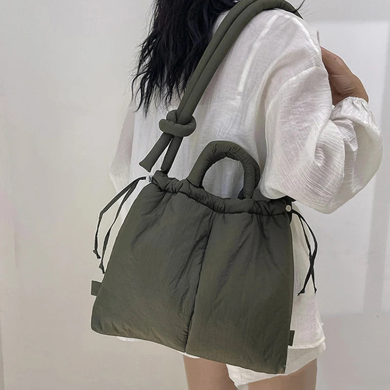 Riva Puffer Handtasche – Stilvolle Tragetasche mit Schulterriemen | Karnz