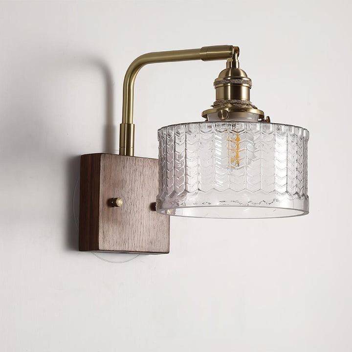 Rustikale grüne Glaswandlampe mit Holzfuß | Karnz