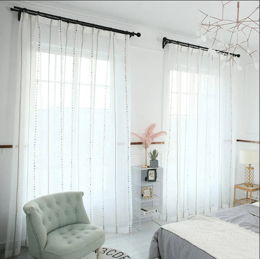 Bunte stereoskopische gestickte transparente Gardine | Karnz