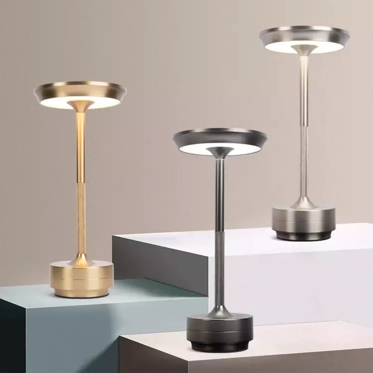 Bailey Tischlampe - Kabellampe mit Touch-Sensor | Kaufen Sie 1, bekommen Sie 1 kostenlos | Wasserfest und wiederaufladbar | Karnz