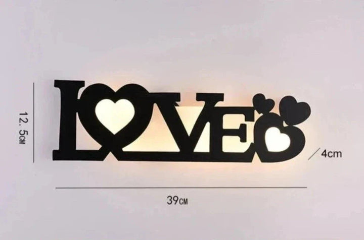Moderne LED-Buchstabenlampe zur Wandmontage – Dekoratives Licht für Wohn- und Büros | Karnz