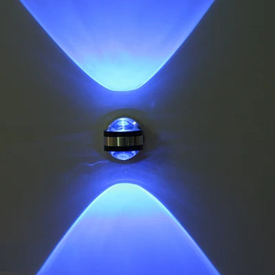 Moderne LED Wandleuchte aus Kristall – Dekorative Kristall Wandlampe | Karnz
