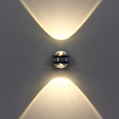 Moderne LED Wandleuchte aus Kristall – Dekorative Kristall Wandlampe | Karnz