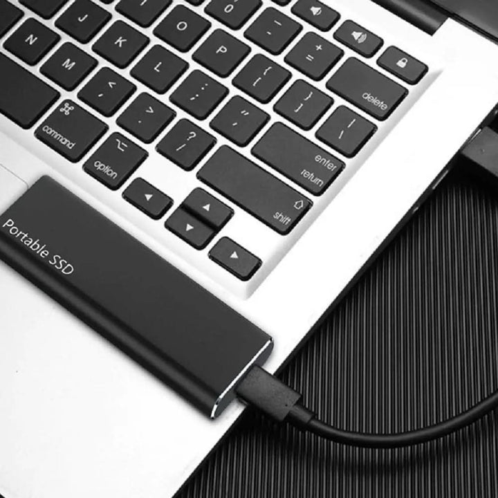 Ultradünne externe 4-TB-Festplatte für sichere Datenspeicherung