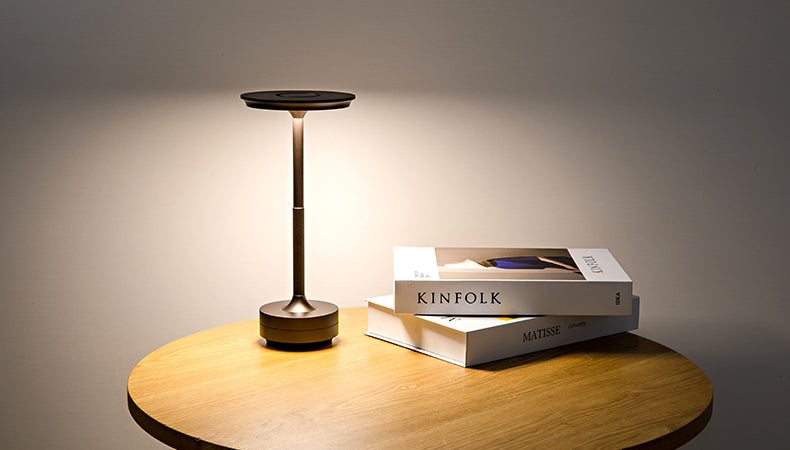 ClarityGlow Luxus Edition | Kabellose LED Tischlampe | Karnz
