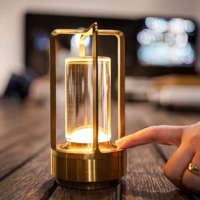 Lampe - Eleganz beleuchten - Zeitloser Stil | Karnz