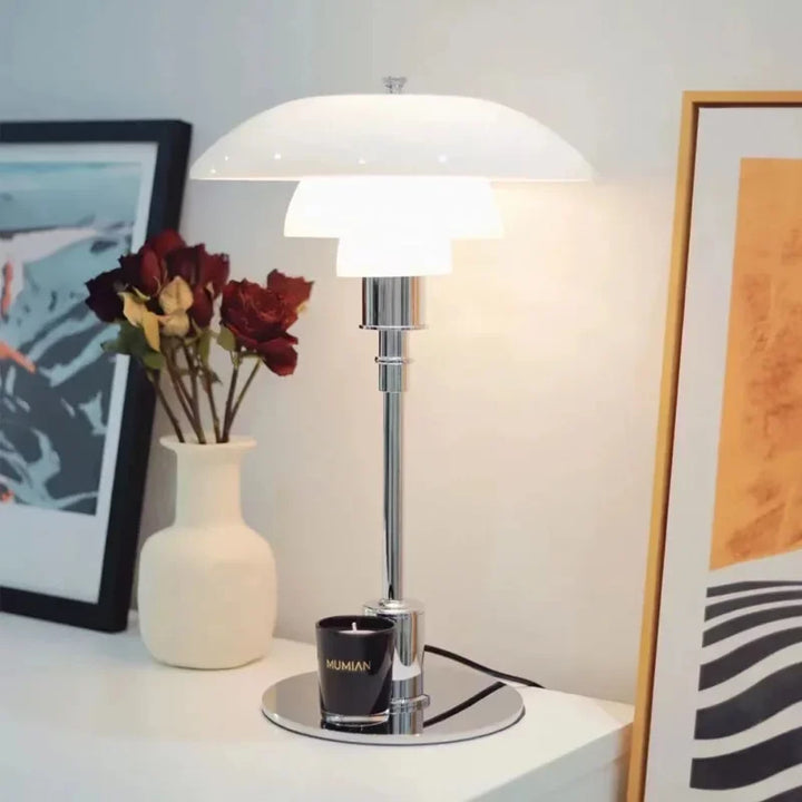 Nordische Tischlampe aus Glas – Minimalistische LED-Tischleuchte, modern und elegant, ideal für Büro- und Wohnräume | Karnz
