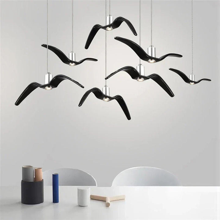 BeakBrilliance – Design-Vogellampe für einzigartige Interieurs
