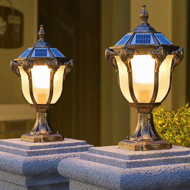 Europäische Retro-Gartenleuchte aus Aluminium-Druckguss, Glas, Solar, wasserdicht, für den Außenbereich