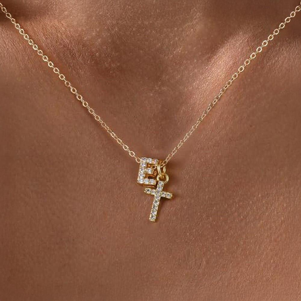 Karnz | Zarte Diamant Initial & Kreuz Halskette
