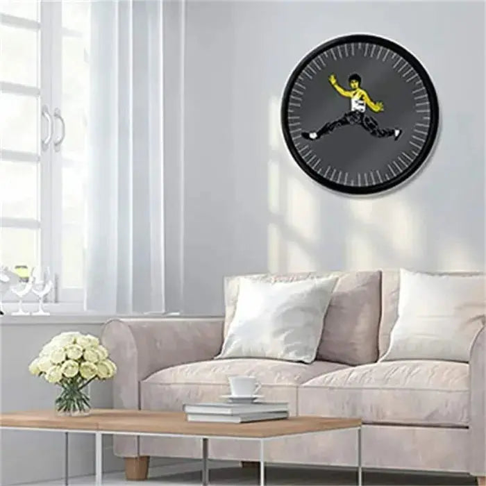 Einzigartige Kung Fu Wanduhr – Leise und stilvoll
