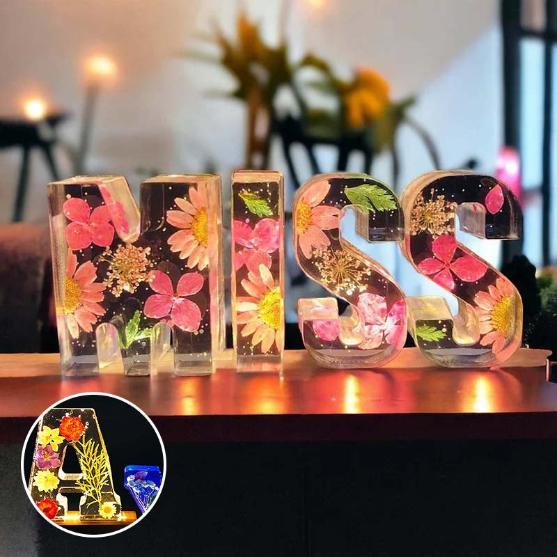 Sandsberg | Harz-Blumen-Nachtlicht | LED-Deko-Lampe in Buchstabenform