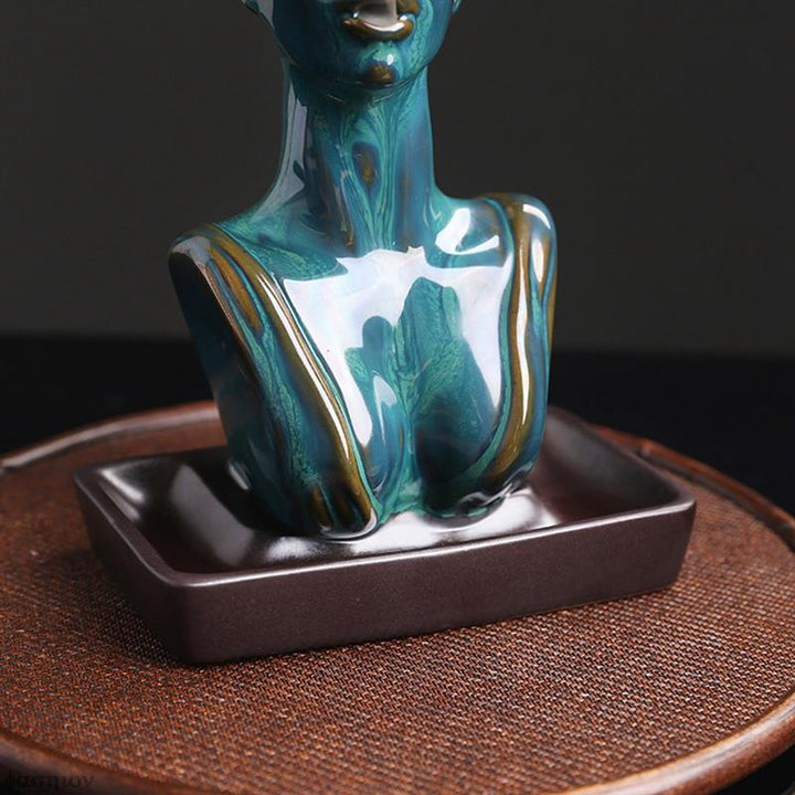 Weiblicher Form Rückfluss Räuchergefäß Karnz