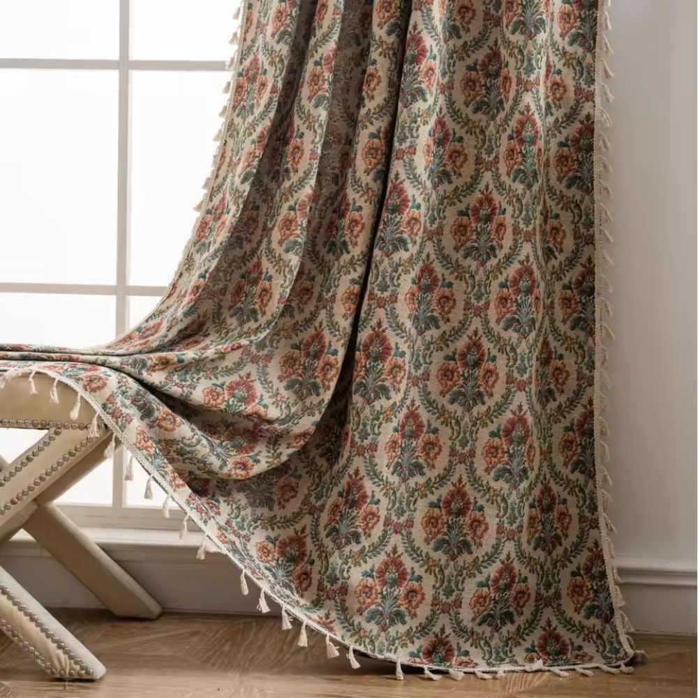 Französischer Vintage-Wandteppich mit Blumenmuster