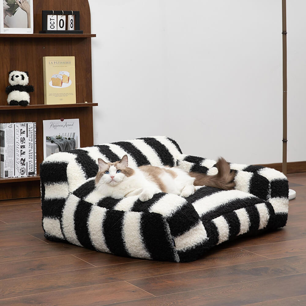 Moderner Faux Lammwoll-Hundesofa mit breiten Armlehnen und abnehmbarem Kissen | Karnz