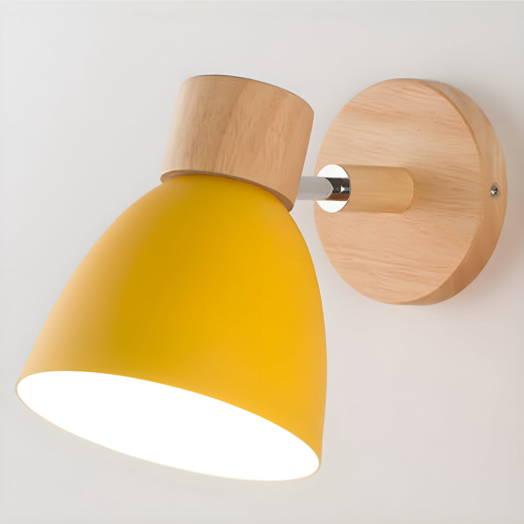 Hölzerne Nordische Wandlampe mit Schalter für Gemütliches Schlafzimmer | Karnz