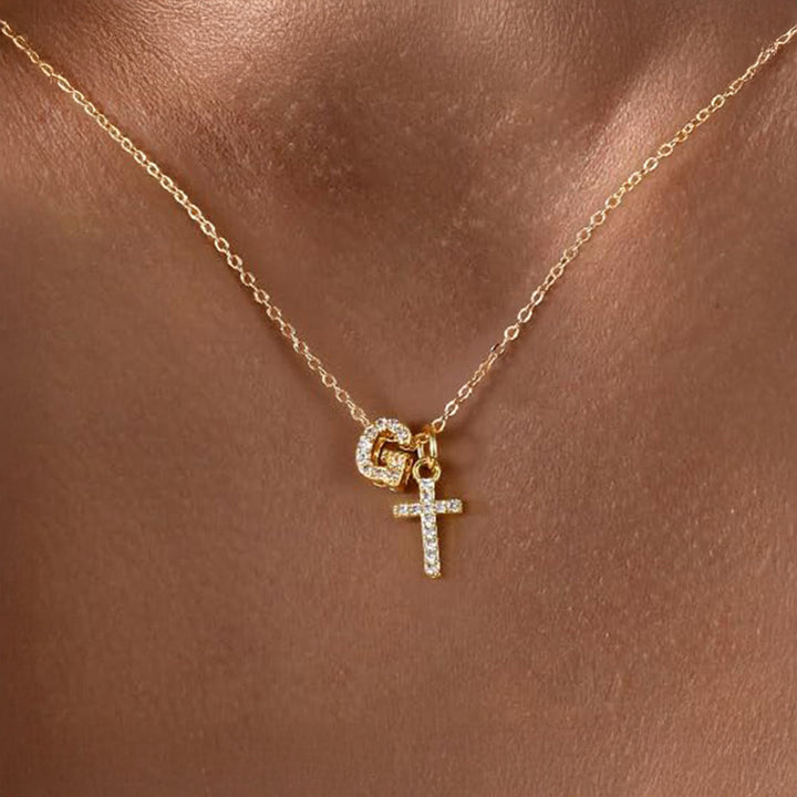 Karnz | Zarte Diamant Initial & Kreuz Halskette