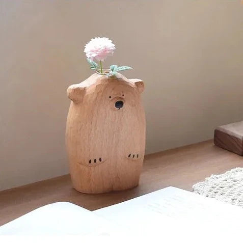 Süßes kleines Bären-Blumenvasen