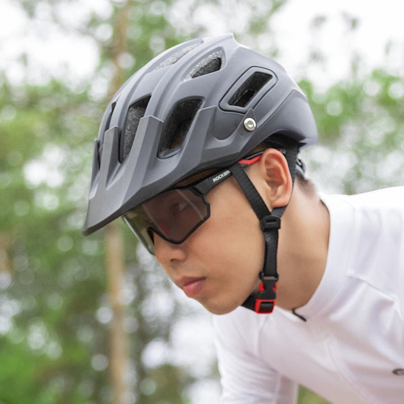 Fahrradbrille mit photochromen Gläsern | Karnz