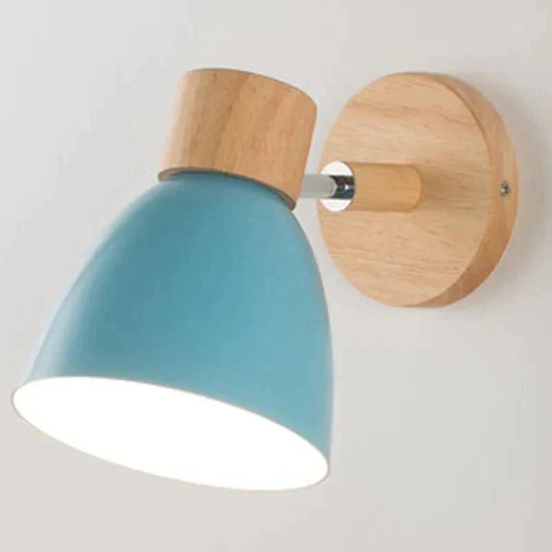 Elegante Wandapplikation aus Holz - modernes und warmes Design | Karnz