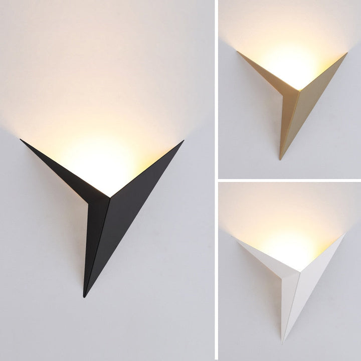 Karnz | Trigon Wandlampe