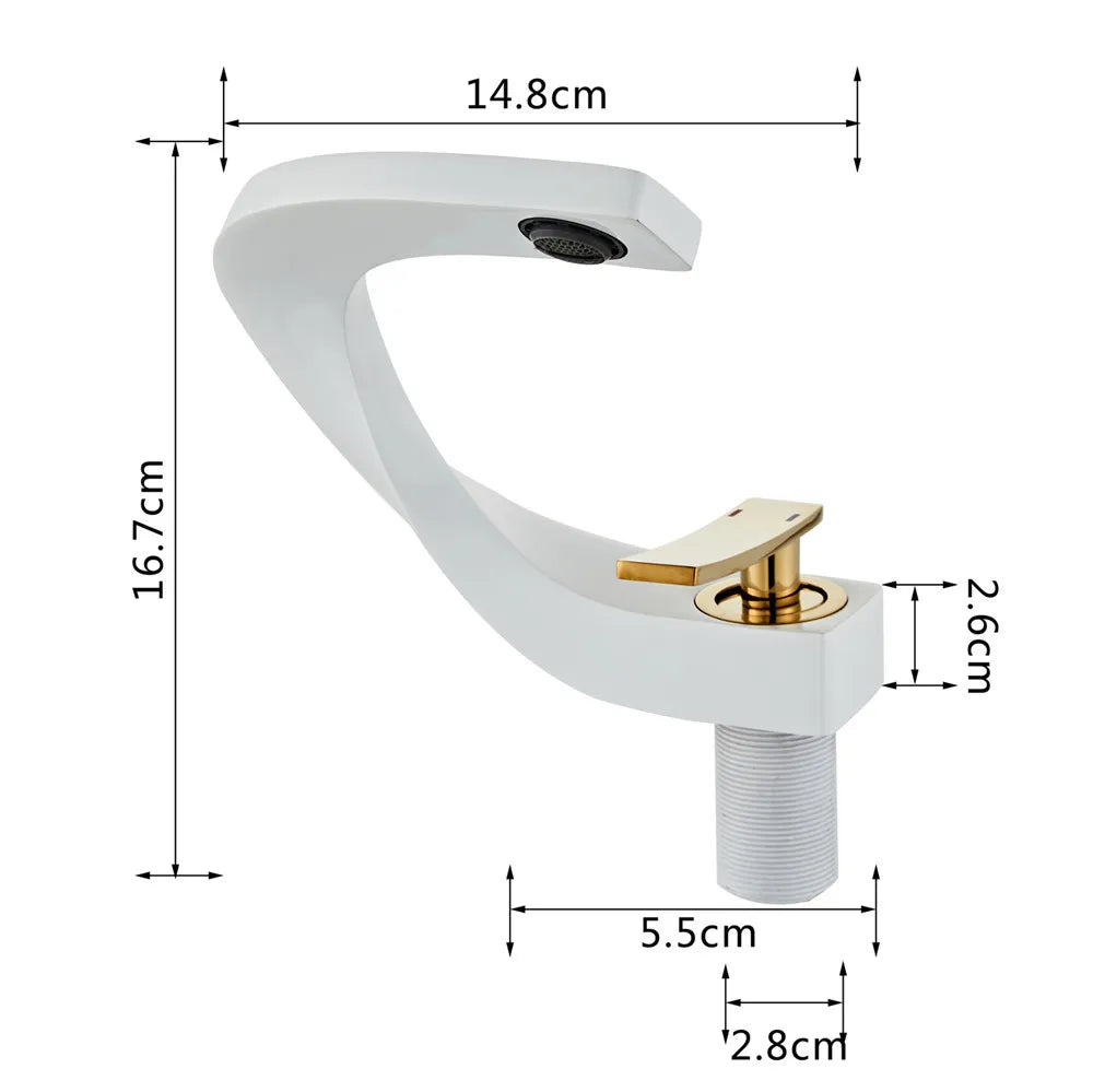Nordic Arch Künstlerischer Deckmontierter Wasserhahn
