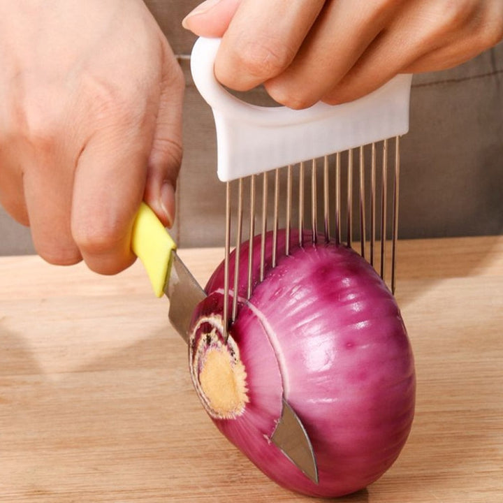 OnionMaster Cutter - Handlicher Schneider für die Küche Karnz