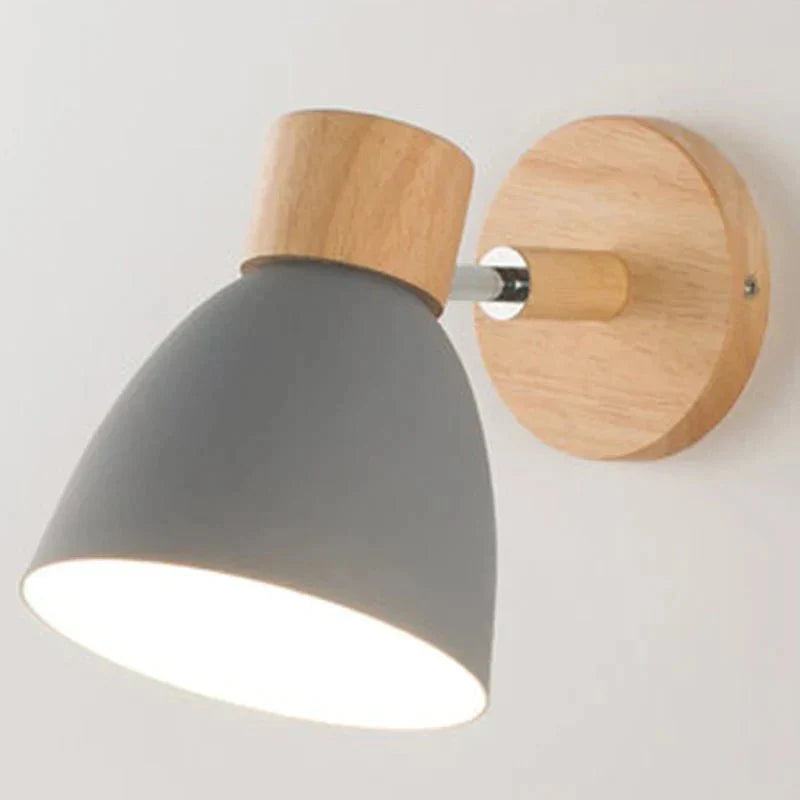 Elegante Wandapplikation aus Holz - modernes und warmes Design | Karnz