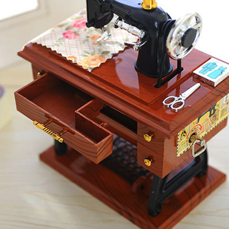 Mini Craft Retro Nähmaschine Dekor | Karnz